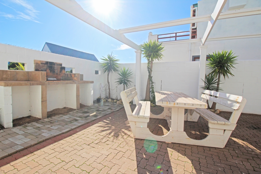 3 Bedroom Property for Sale in Skiathos Western Cape